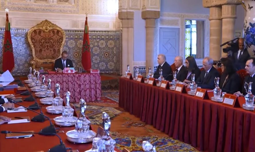  جلالة الملك يترأس مجلساً وزارياً بالقصر الملكي في الرباط.